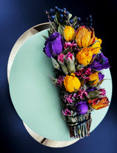 Load image into Gallery viewer, Floral Beauty Wand - Myrtle Rose Carnation Pepper Berry